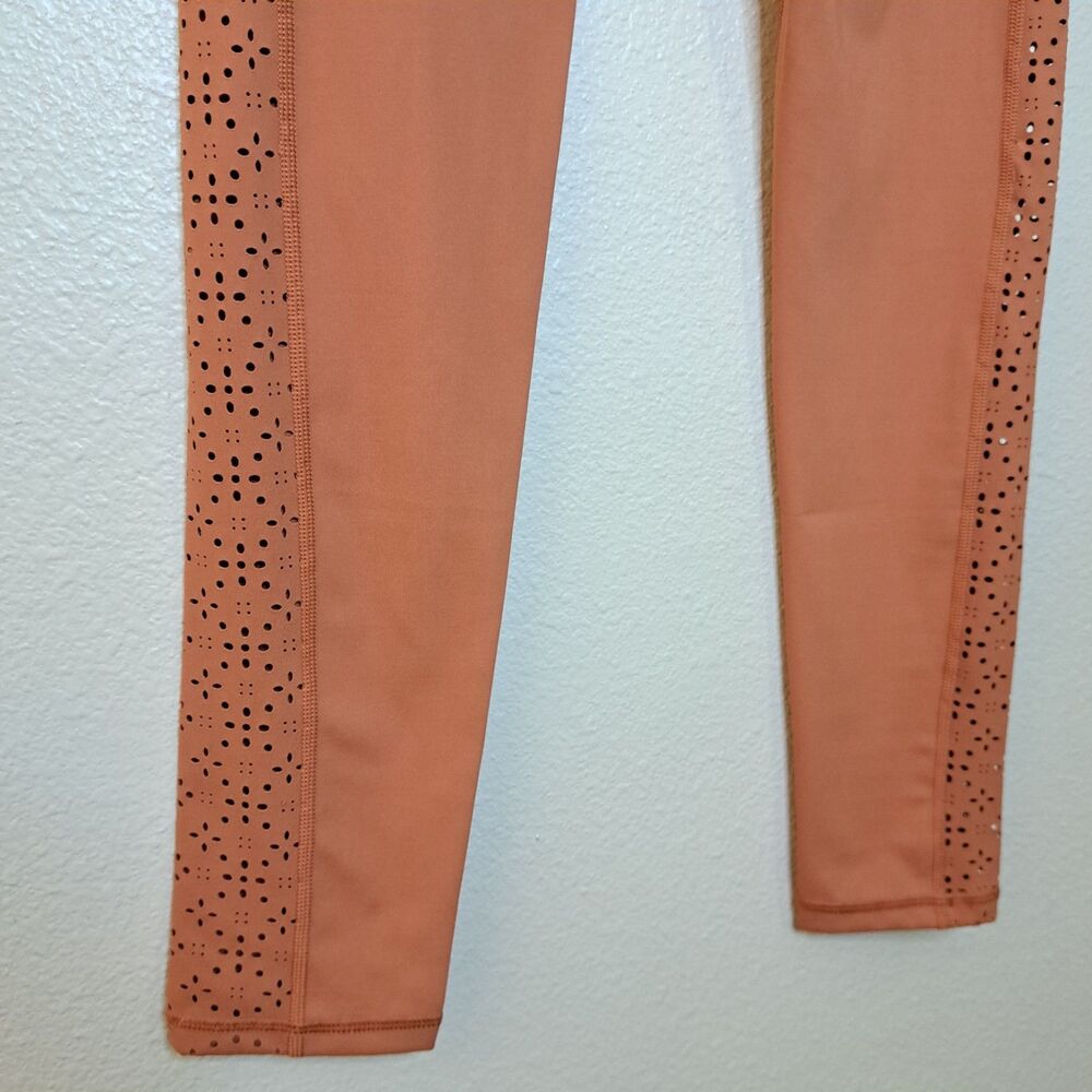 Aerie Chill Play Move Leggings Size M High Waisted Pockets Laser Cut Sides Rust - Picture 8 of 11